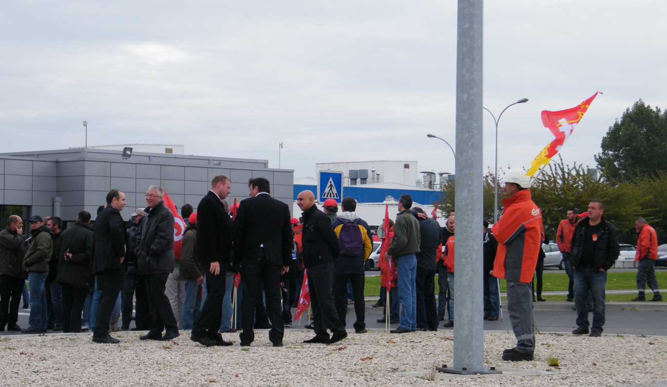 3 400 personnes travaillent pour l'automobile sur le site de Douvrin.