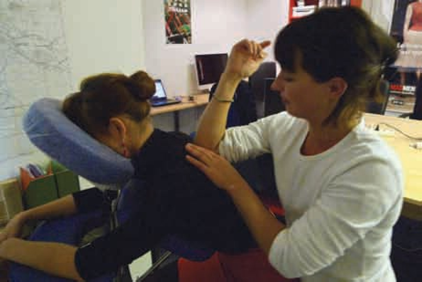 Avec Relaxibulle, Maud Canonica propose aux entreprises des massages, afin de retrouver l’harmonie.