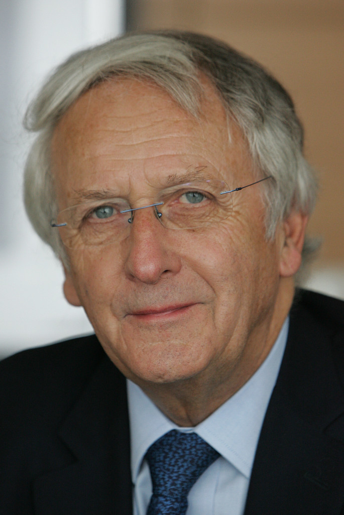 « Daniel Percheron, sénateur du Pas-de-Calais, président du Conseil Régional ».