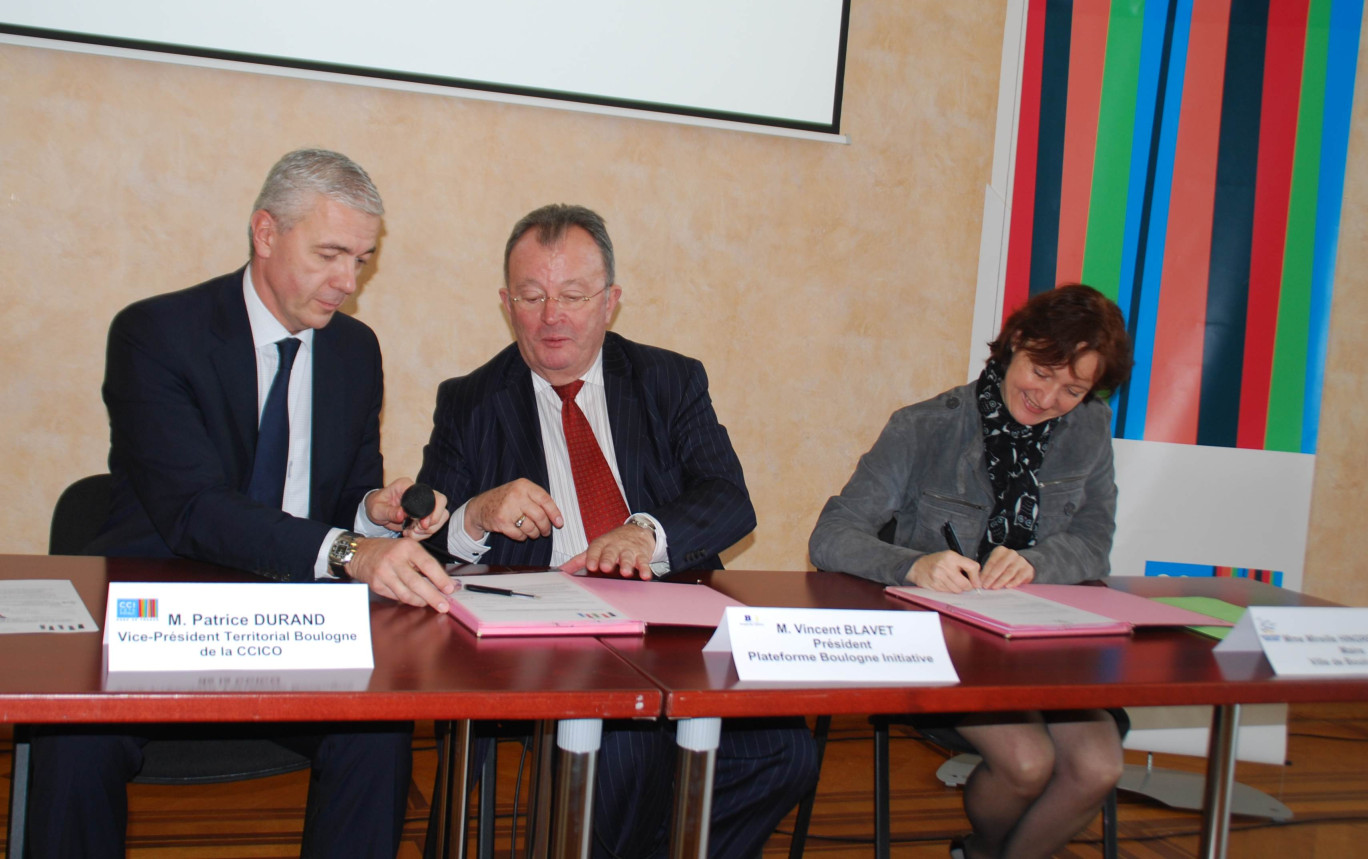 De gauche à droite Patrice Durand (CCI Côte d'Opale), Vincent Blavet (Boulogne Initiative) et Mireille Hingrez-Céréda (Ville de Boulogne-sur-Mer).