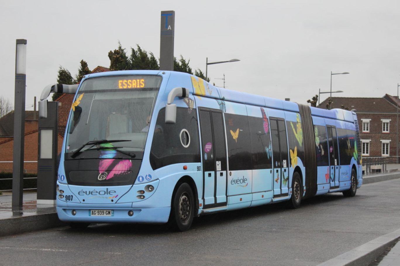 tram douai 1 – A l’essai, une rame d’Evéole à Guesnain