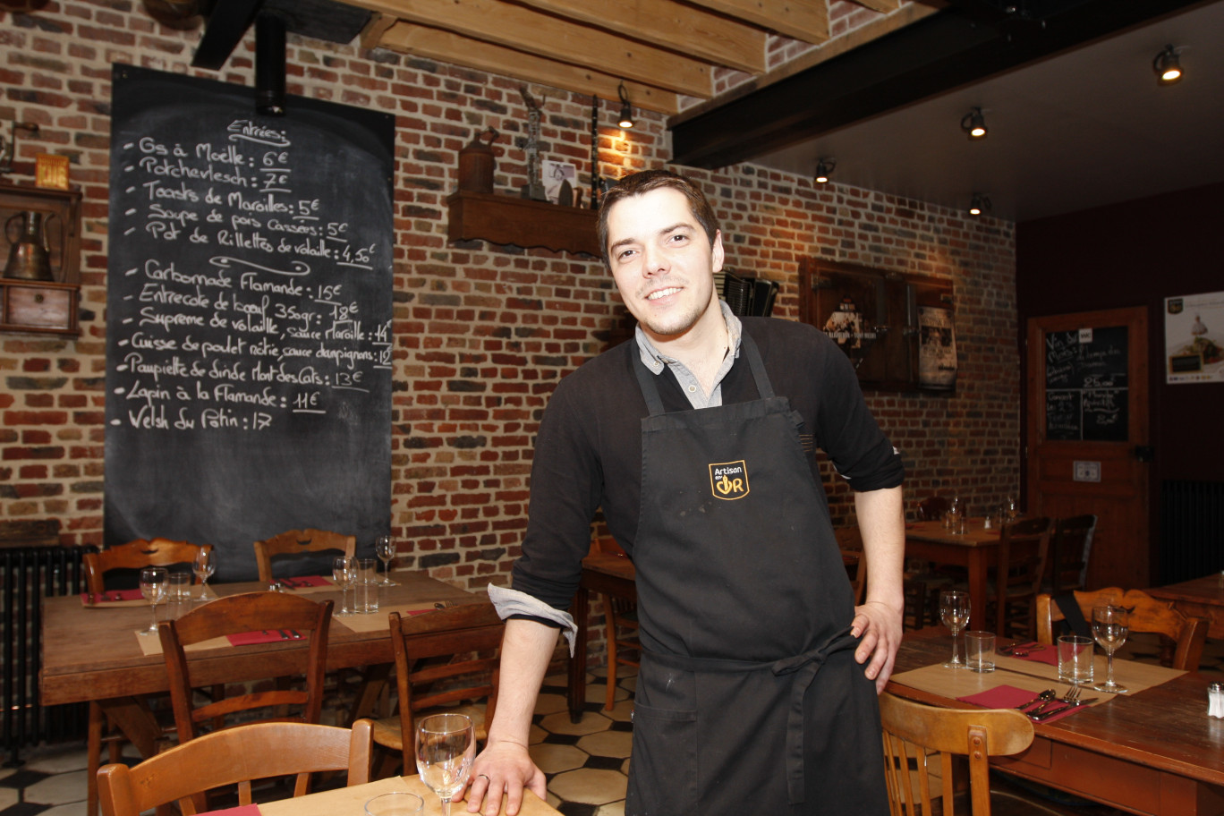 Aurélien Marquis a su créer dans son établissement une ambiance de convivialité et une identité culinaire, les clients apprécient.