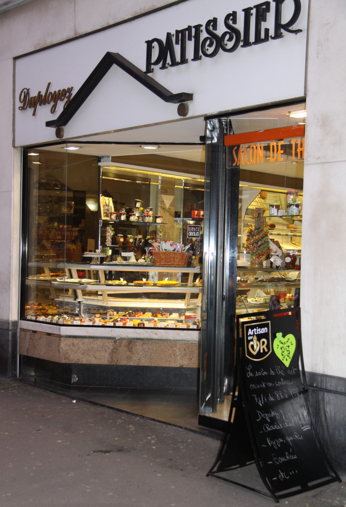 La pâtisserie Duployez à Arras mérite sans aucun doute pour les Arrageois son panonceau Artisan en’Or.