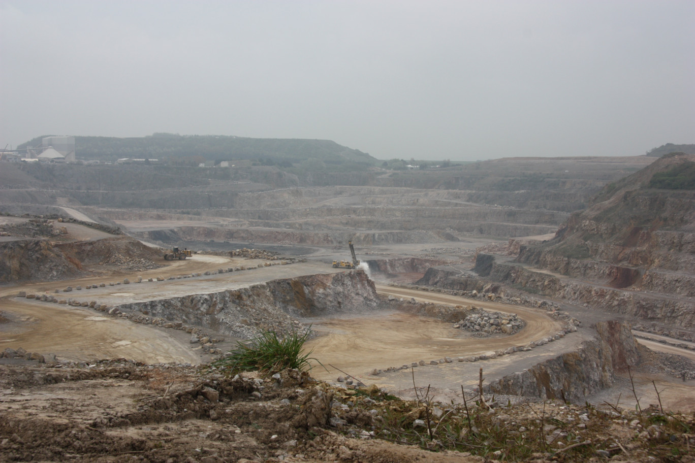 une vue actuelle de la carrière dont l'aspect va être profondément modifié par le Projet Napoléon.