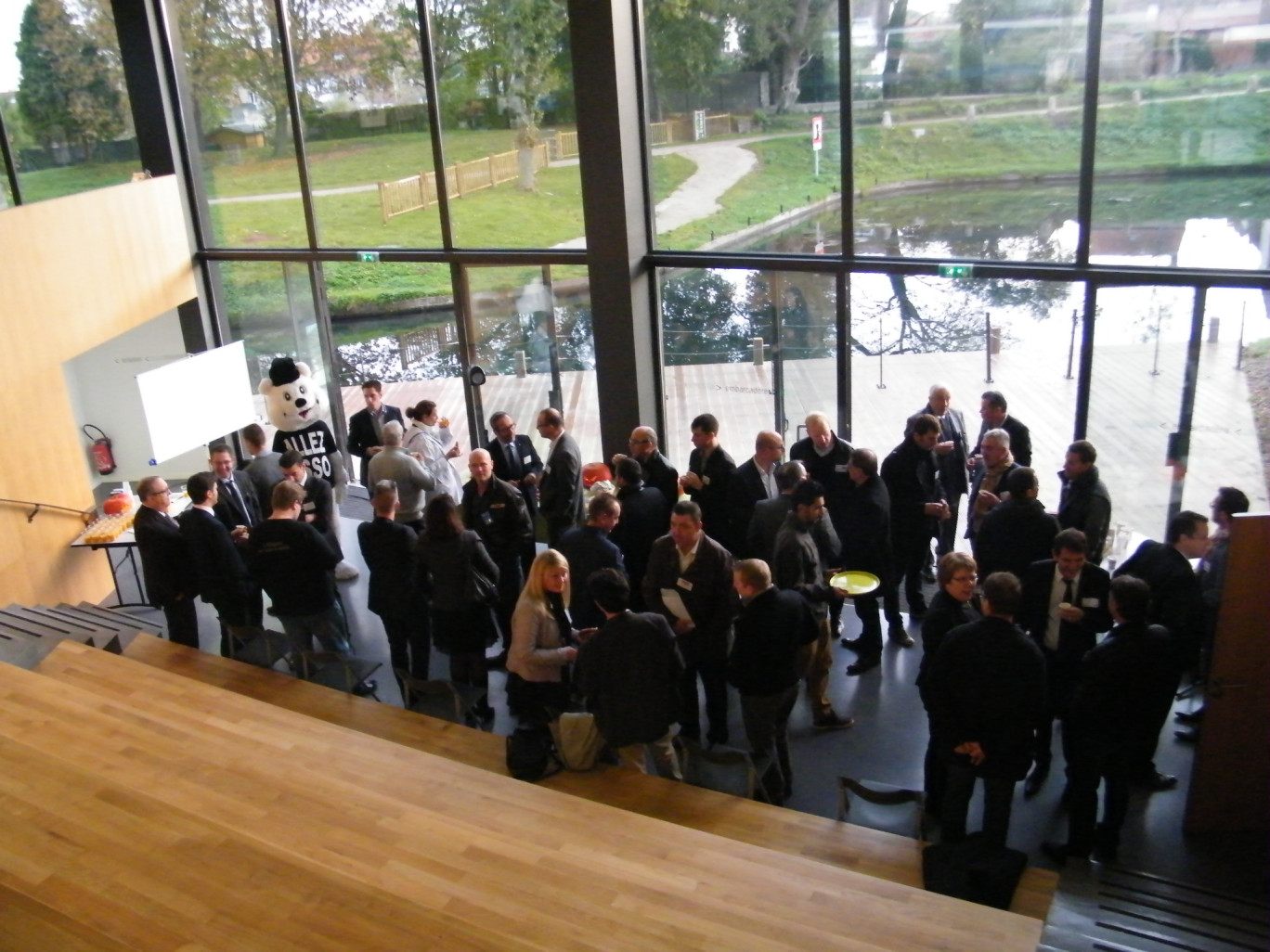 « Une soixantaine de personnes ont participé du petitdéjeuner du BCA à la Maison du Marais le 31 octobre dernier ».