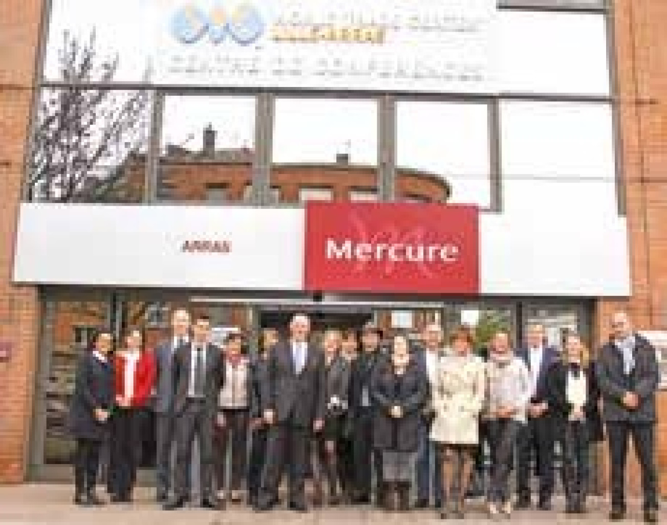 Le jury a pris la pose sous l’enseigne arrageoise du World Trade Center Lille-Arras.