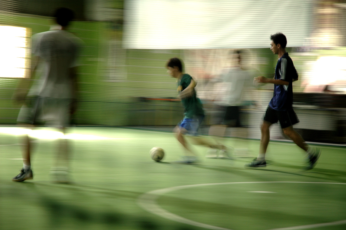 Le foot salle sera proposé au prix le plus bas de la région et sera innovant avec un terrain jouable dans la pénombre grâce à des lignes phosphorescentes.