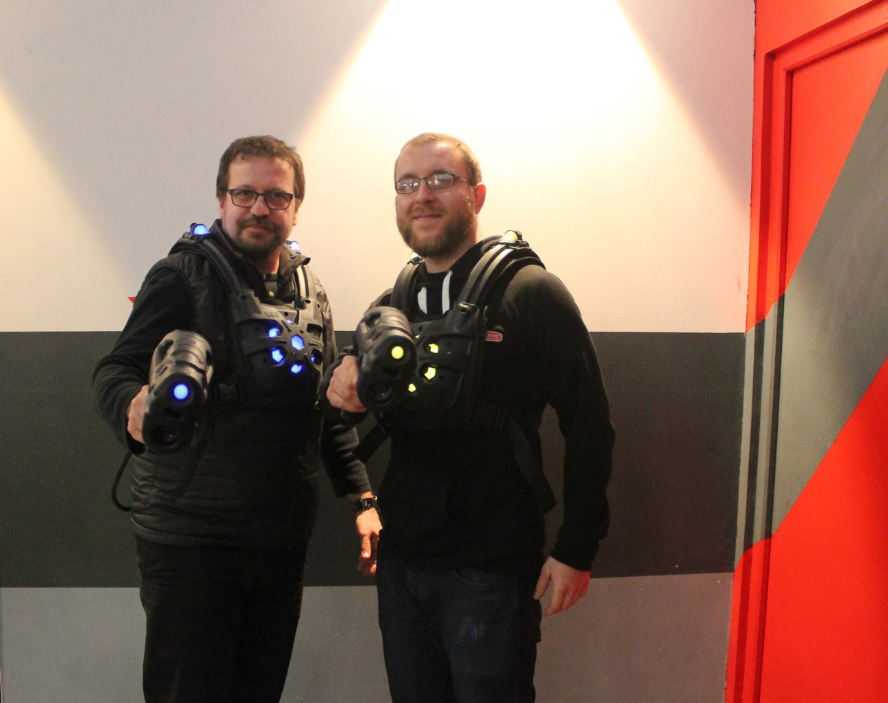 Le fondateur Patrick Fournier et Joffrey Mifsud, manager de Lazer Game Evolution.