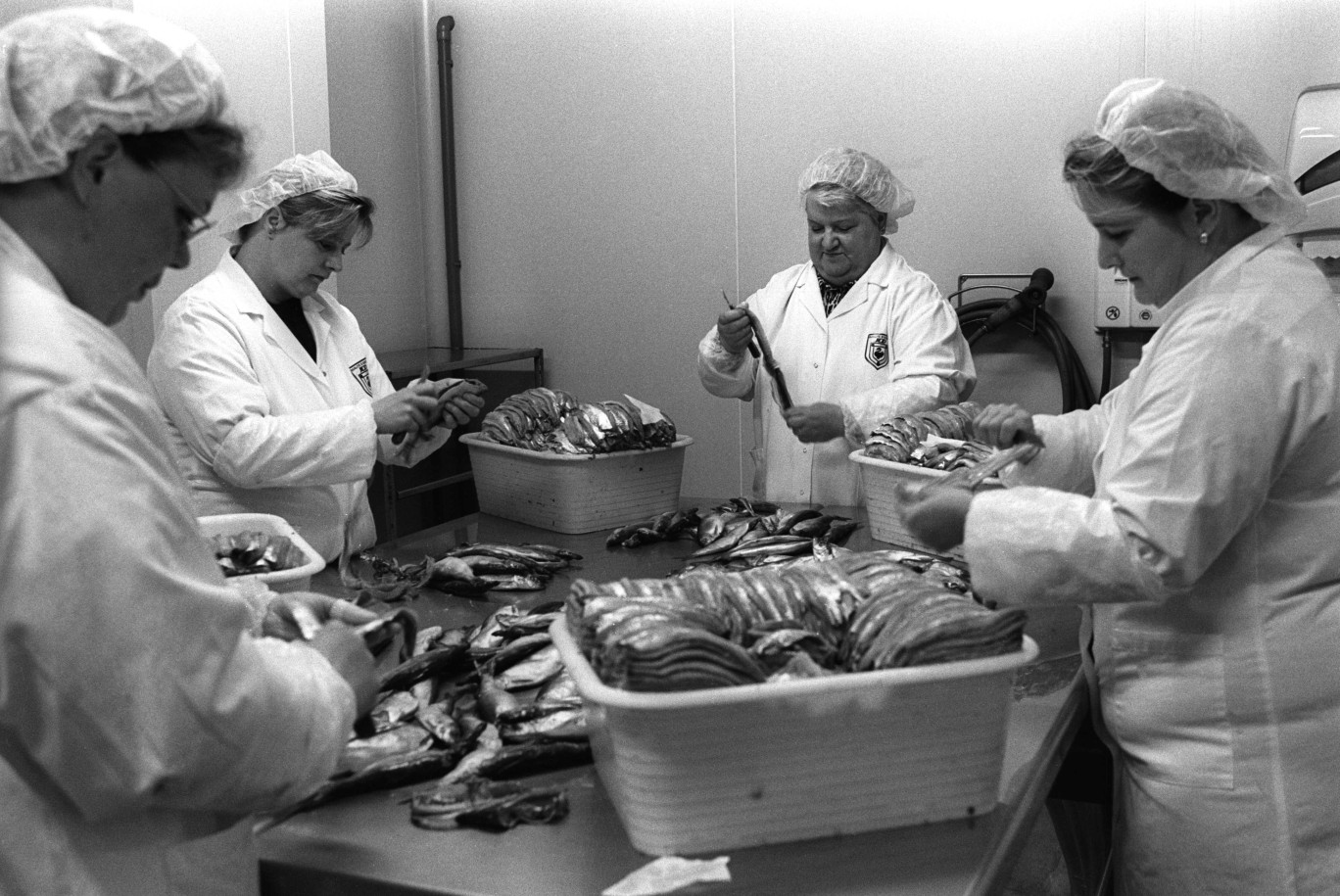 Le savoir-faire des ouvrières de la salaison est ancestral (photo archives).