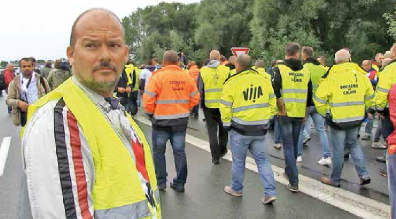 Frédéric Van Gansbeke, président de l’Union des commerçants de centre-ville, encadrait le mouvement.