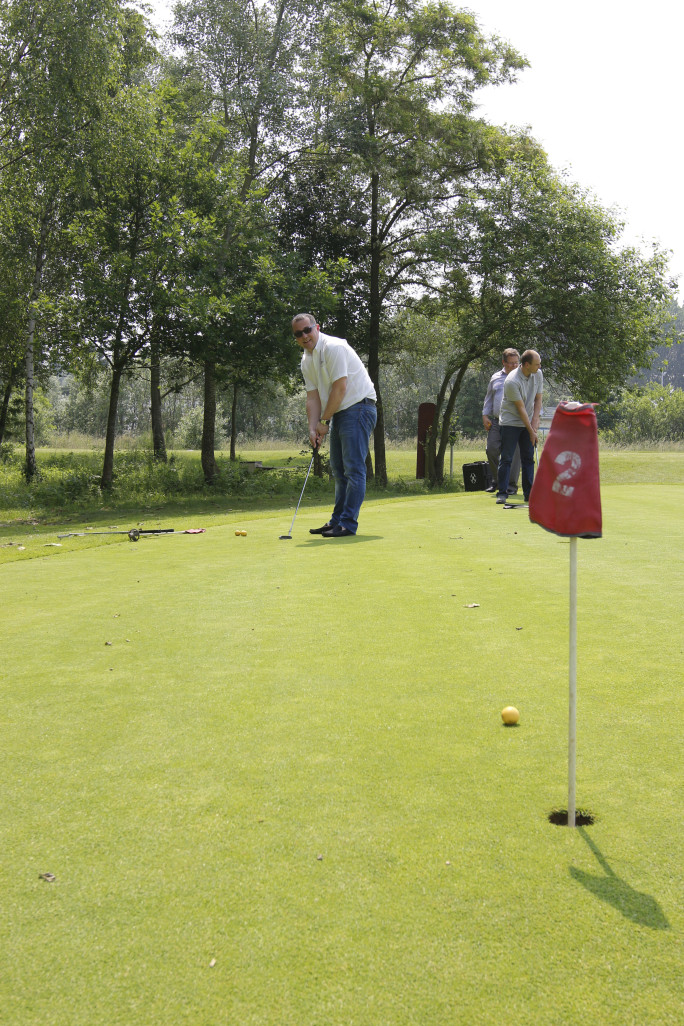 Découverte du golf pour les invités et les non-initiés.