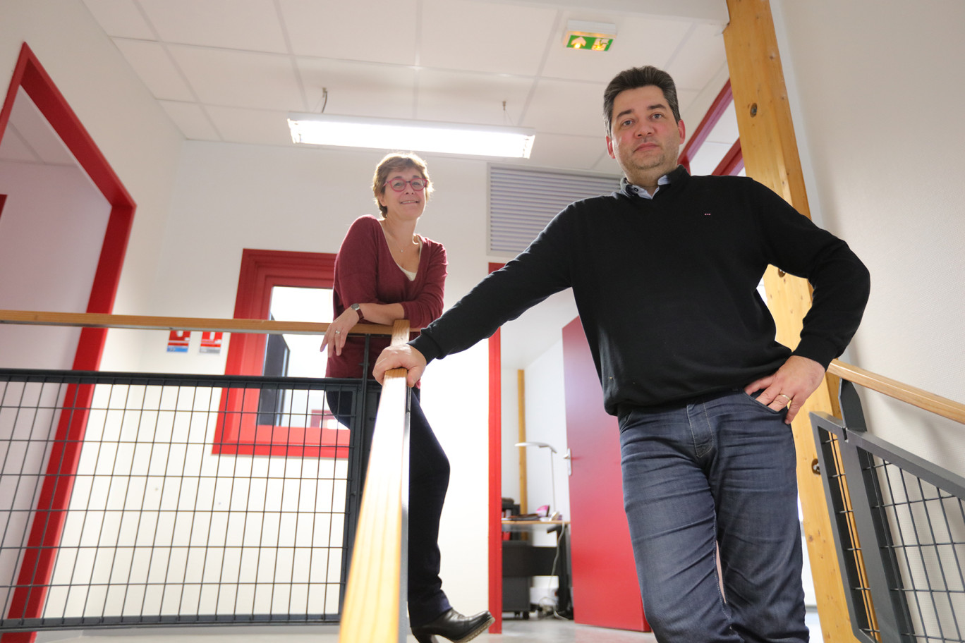 Dominique Caelen et Jérôme Poulain sont associés dans le capital de l’agence. Ils ont fait le choix de s’établir sur la zone d’activité du Siziaf pour continuer à développer des projets et pouvoir mettre en place du show-room de présentation de leur activité digital learning.