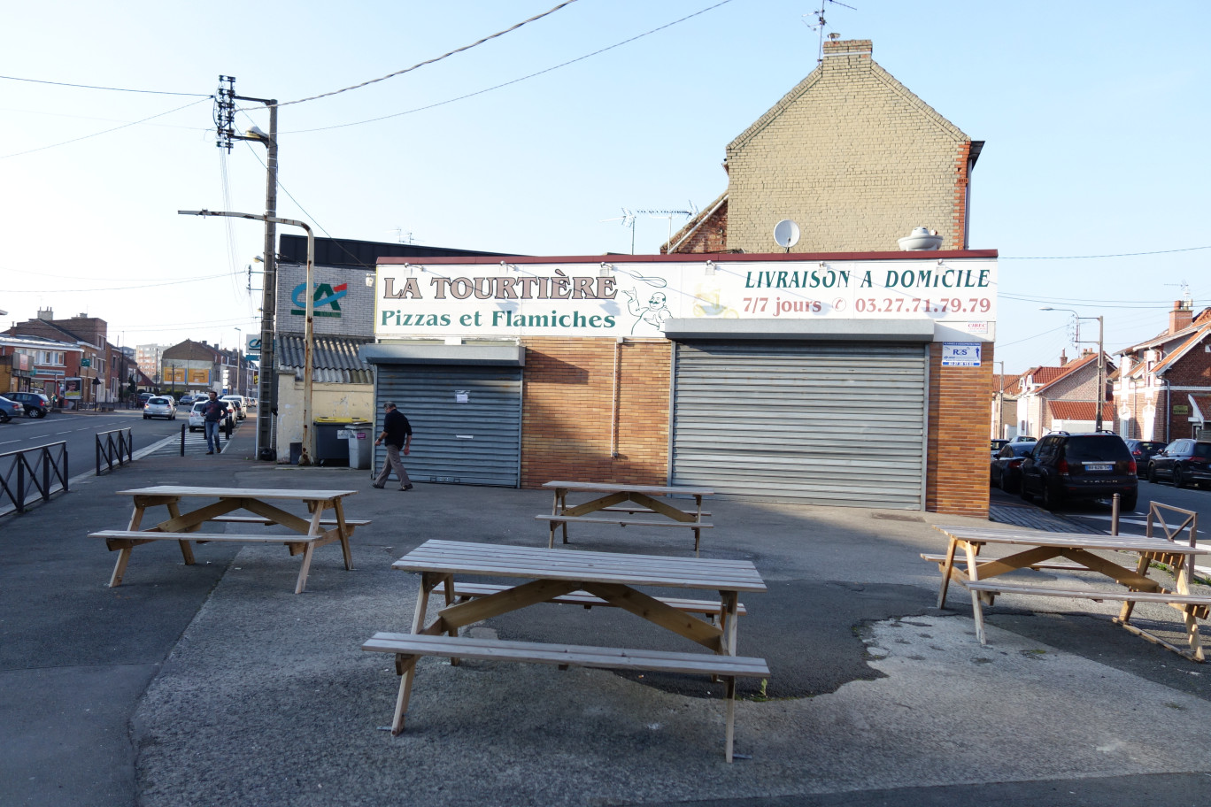 La pizzéria, la Tourtière a été reprise, il y a un peu plus d'une année par un passionné de cuisine. Face à une concurrence agressive, l'établissement se démarque avec des produits frais et des recettes originales.