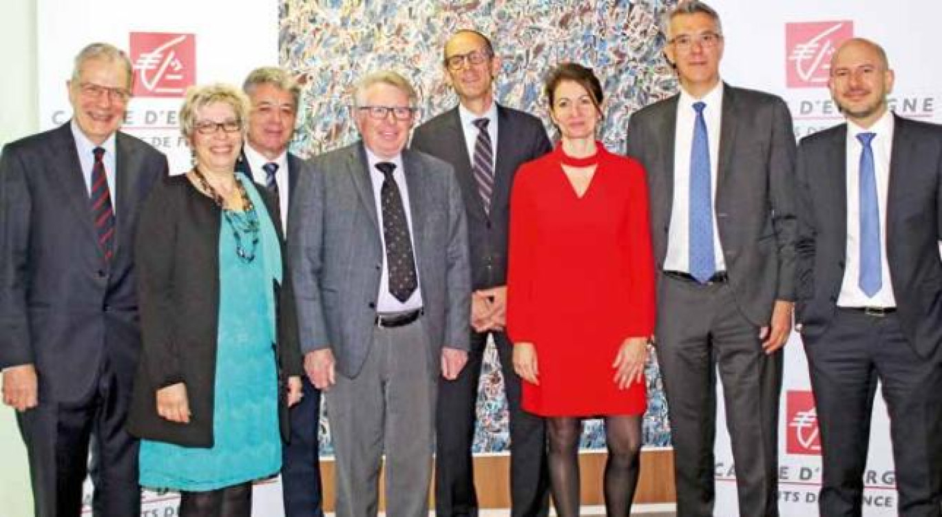 De g. à dr., Léon-Sylvain Lentenois, secrétaire du COS et président du Comité RSE/Sociétariat, Christine Goeury, Max Becherand, Yves Hubert, président du COS, François Codet, Valérie Raynaud, Alain Denizot et Michaël Kervran. Manque sur cette photo Philippe Lamblin, vice-président, président délégué du COS, en déplacement à l’étranger.