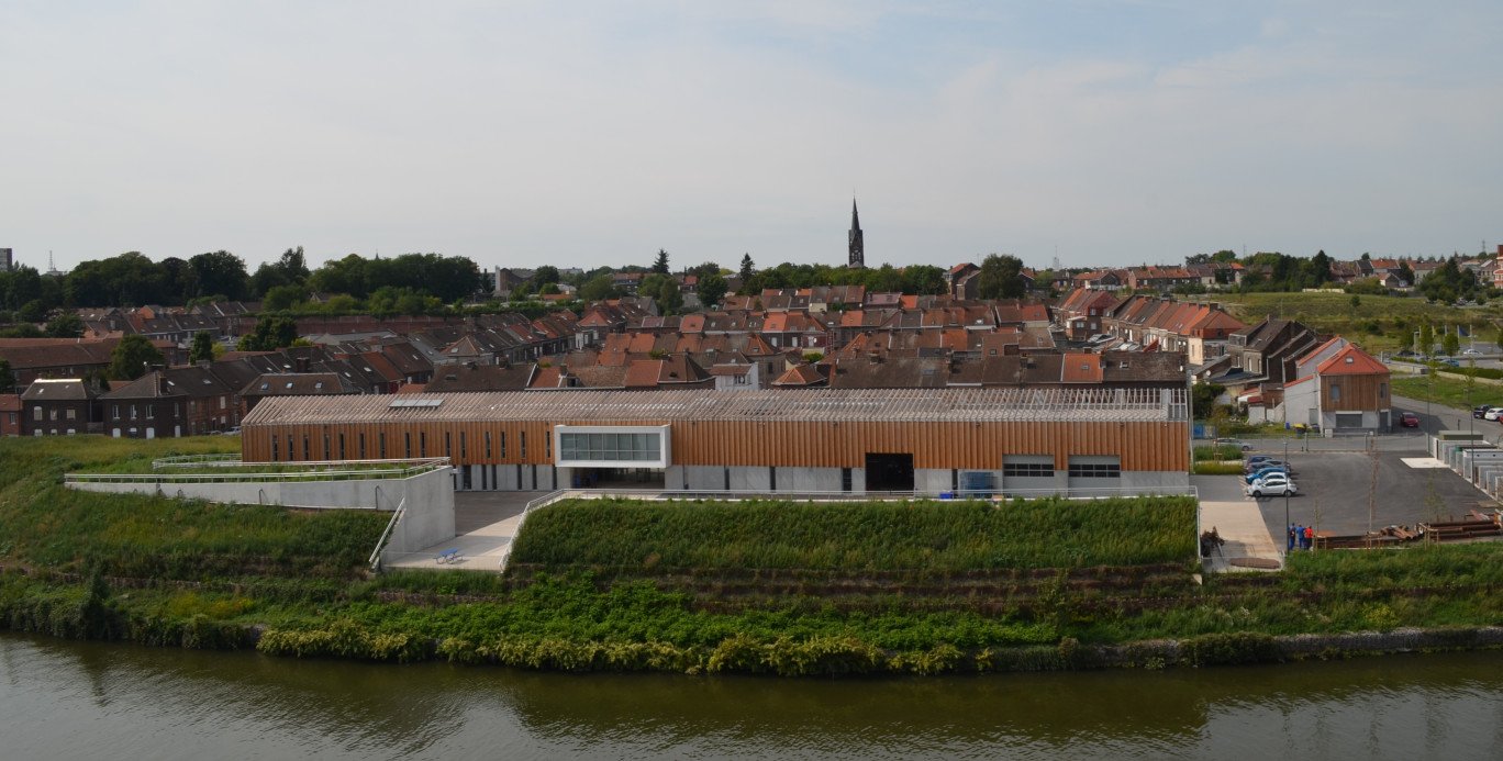 Une vue sur le nouveau site valenciennois de VNF, passé de l’île Folien à la rue du Chauffour.