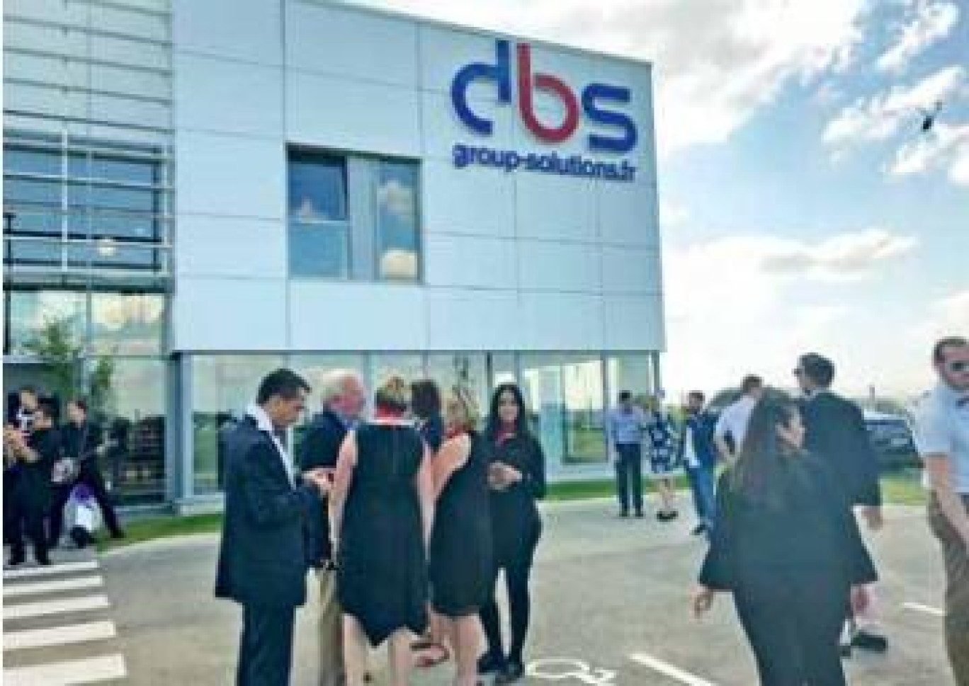 DBS, 30 ANS ET UN NAVIRE AMIRAL