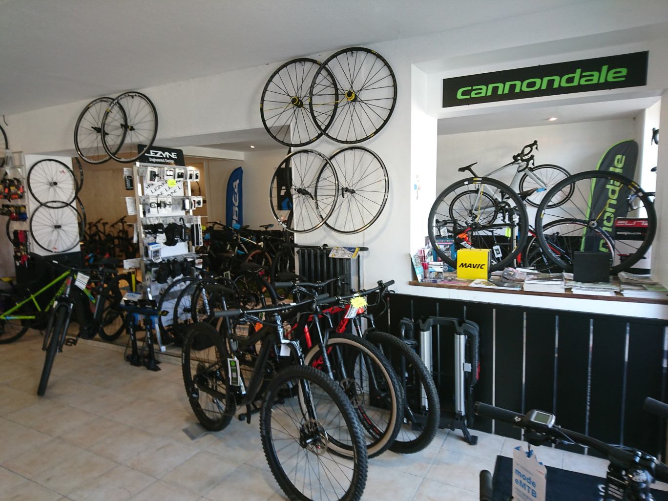 La Boutique Cycles du Barrois offre de nombreux avantages, notamment celui de réserver un essai pour tester le vélo.