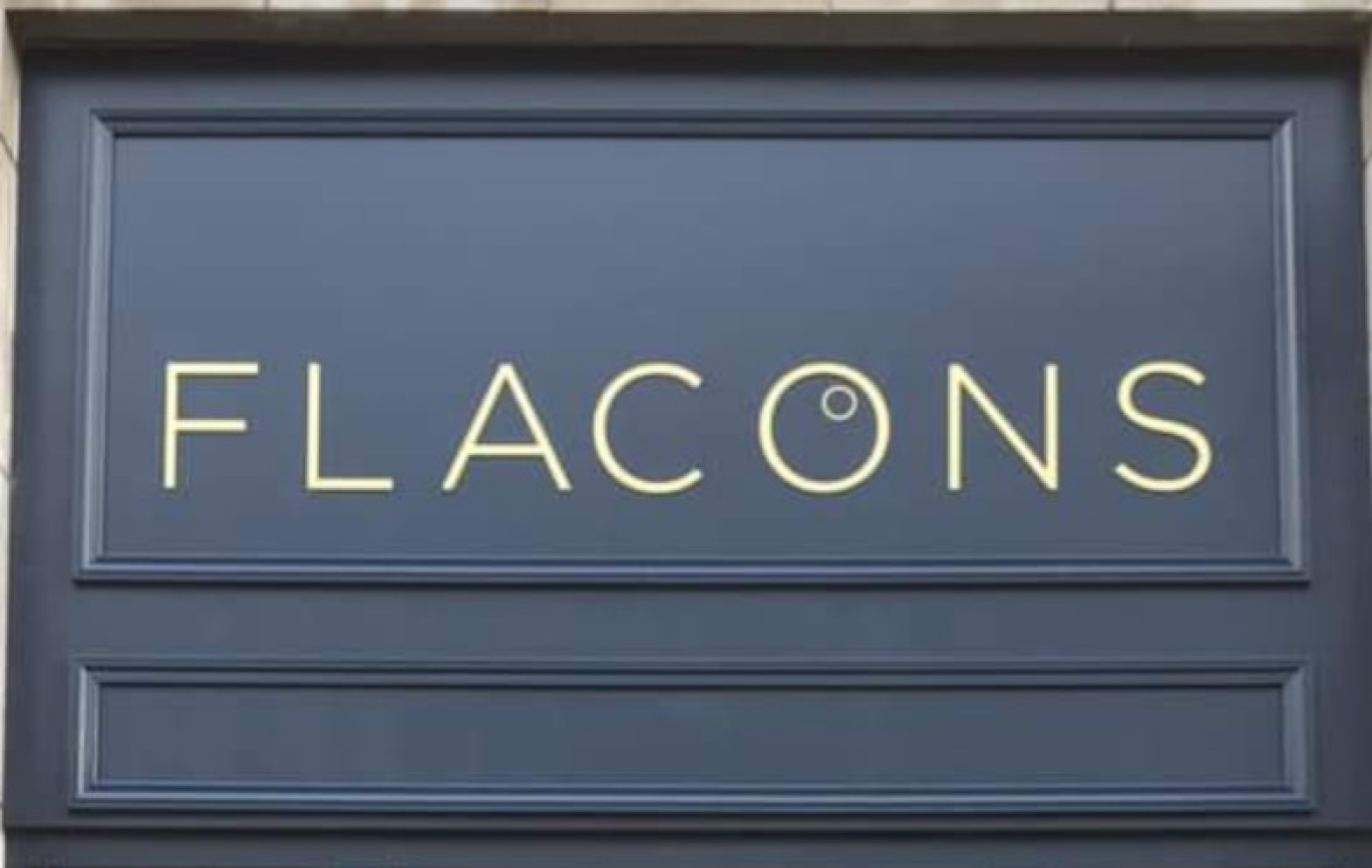 «Flacons», nouvelle parfumerie confidentielle à Nancy propose des fragrances d’exception. 