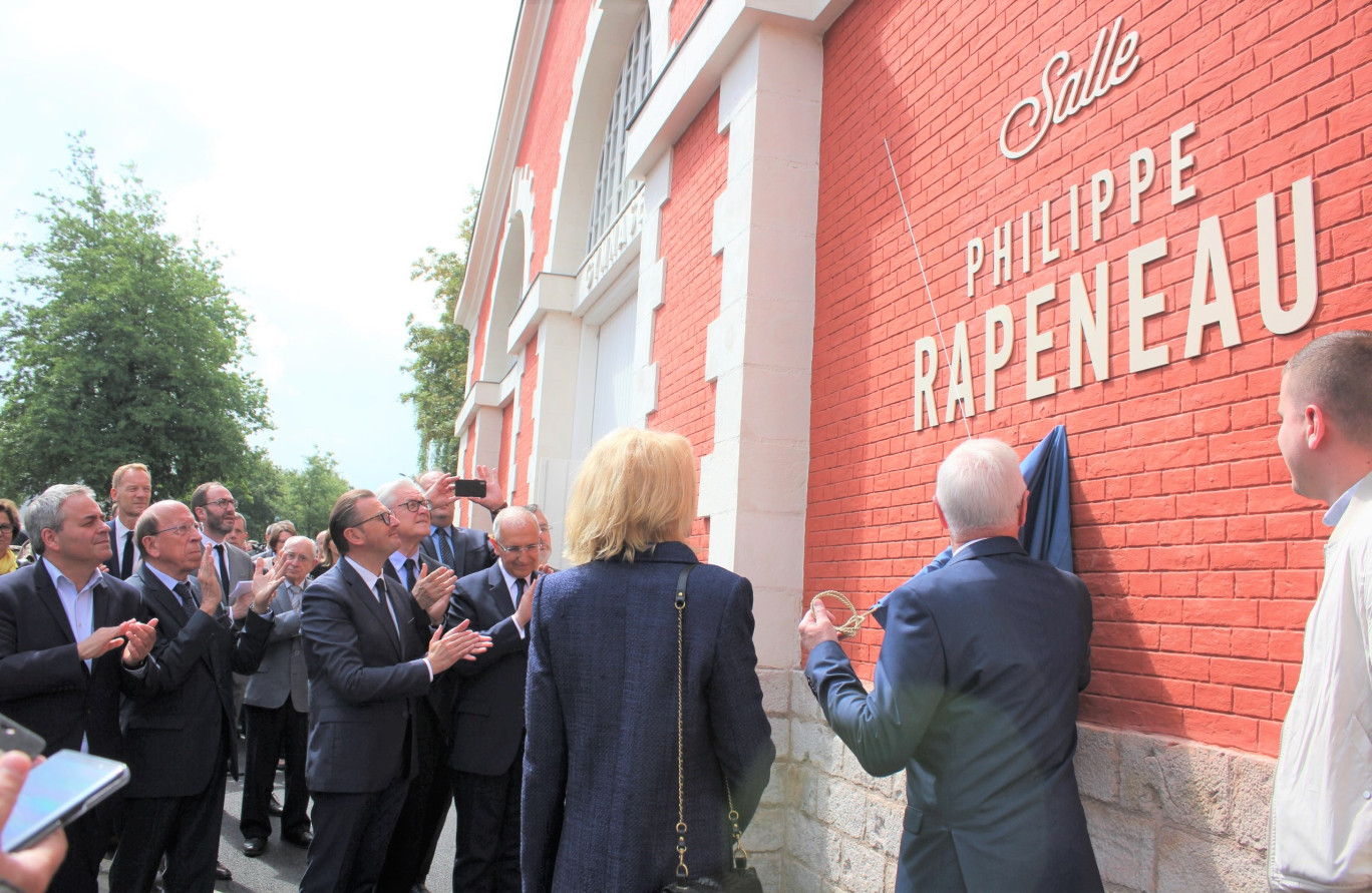 Inauguration d’une salle des sports Philippe Rapeneau