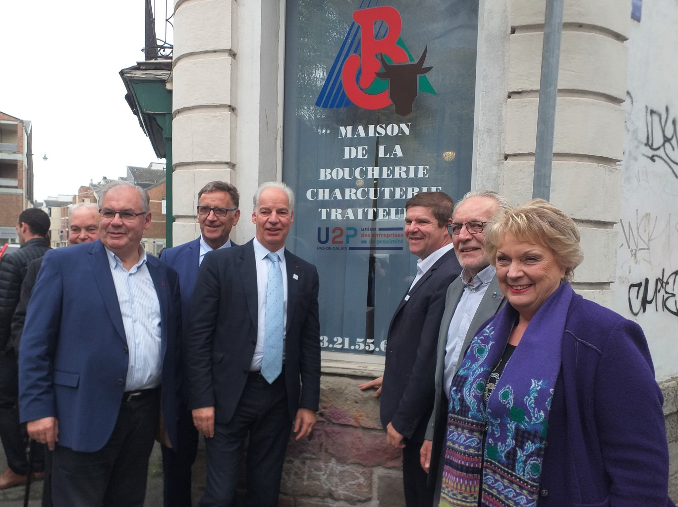 L’inauguration a réuni tous les acteurs de l’U2P et ses partenaires (de gauche à droite) : 
Alain Duplat, président d'honneur du syndicat de la boucherie du Pas de Calais, Gabriel Hollander, président du syndicat de la boucherie du Pas-de-Calais, vice-président U2P Pas-de-Calais, Jean-Luc Marcotte, président de l’U2P Pas-de-Calais, Alain Griset, président national de l'U2P, Laurent Rigaud, président de l'U2P Hauts-de-France, Joël Mauvigney, président national de la CGAD, vice-président de l'U2P nationale, et Nadine Giraudon, adjointe au maire de la ville d'Arras en charge du commerce et de l'artisanat. 
