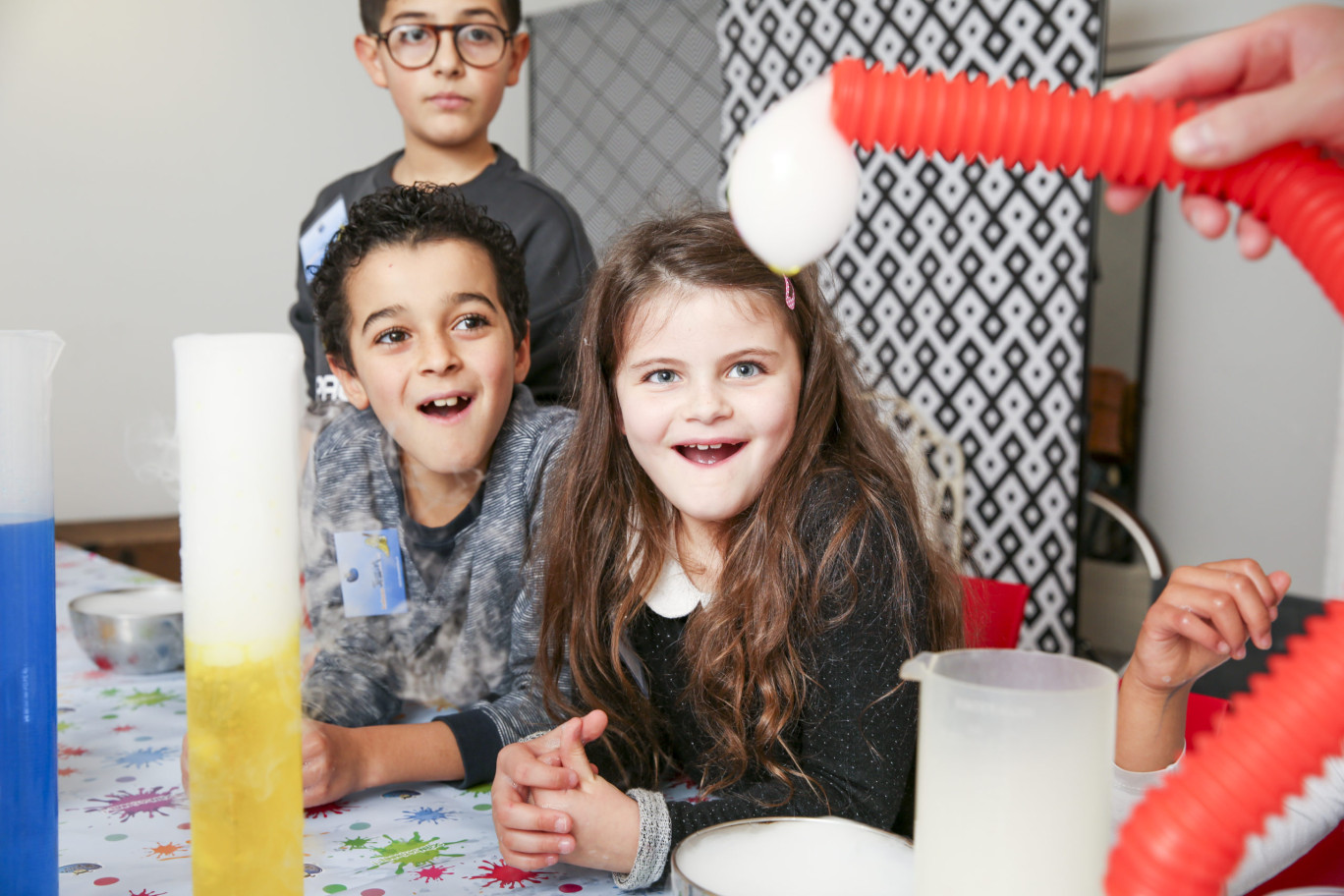 L’entreprise s’est imposée comme une référence dans l’apprentissage des sciences aux enfants.