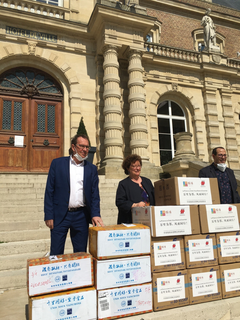 Des masques pour Amiens