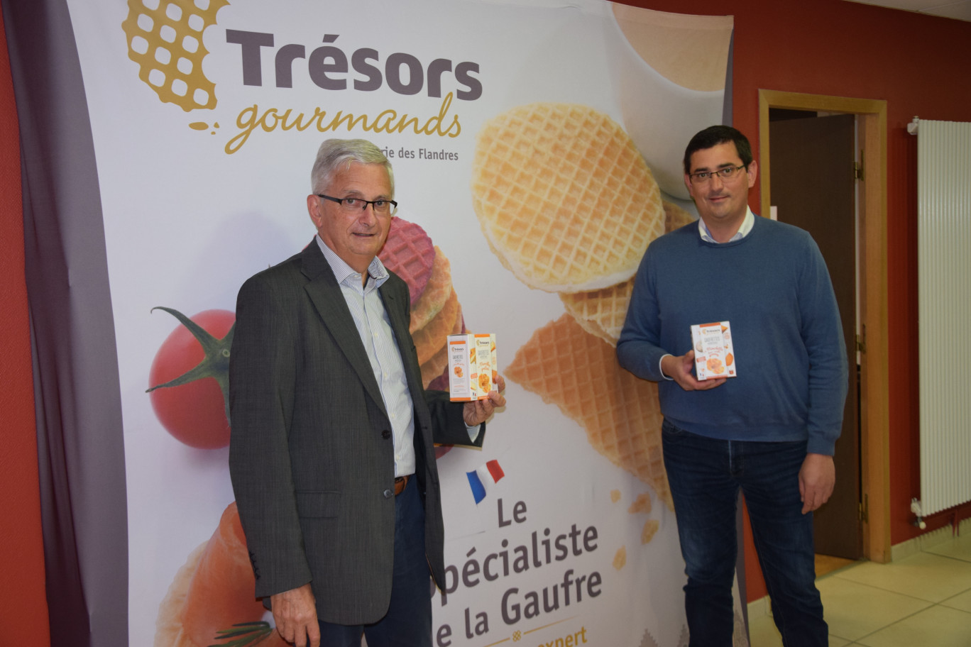 Benoît Rousseau, gérant de la Pâtisserie des Flandres, et son fils Antoine.