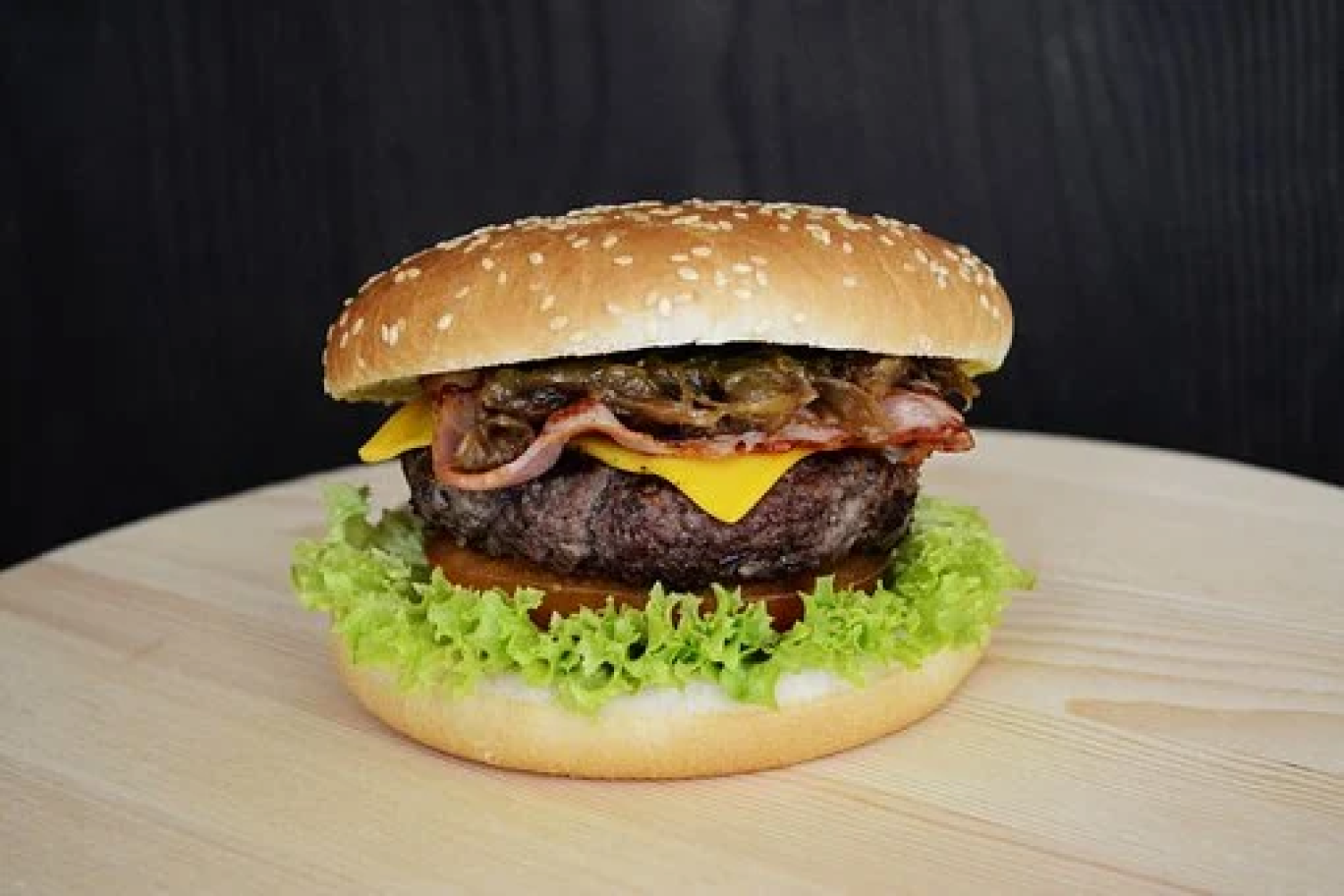 Le P’tit Comptoir candidate pour le prix du meilleur burger