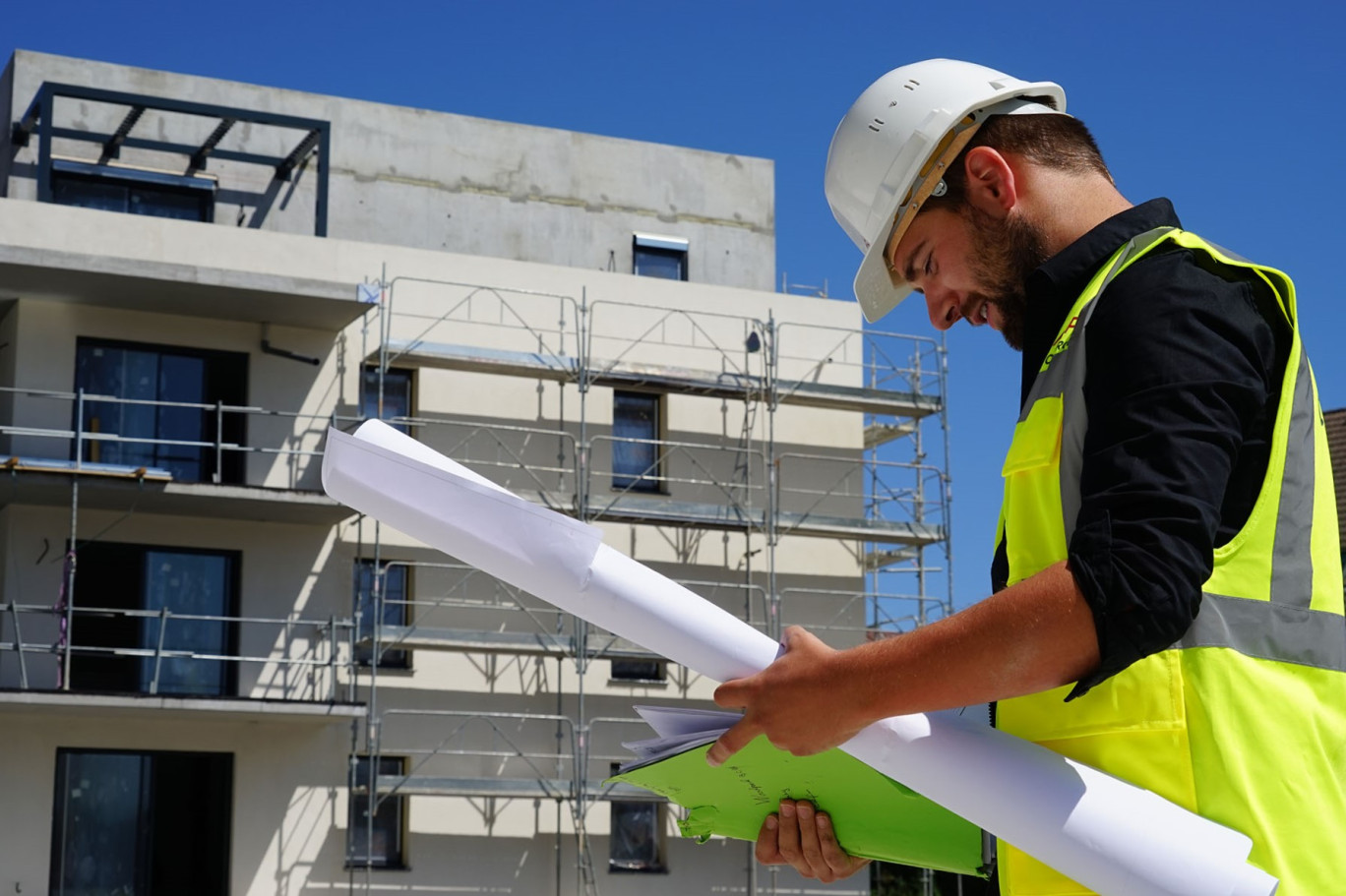 Alpes Contrôles accompagne les  maîtres d'ouvrage  dans leurs projets de construction et de rénovation en contrôle technique de construction et diagnostics immobiliers. 