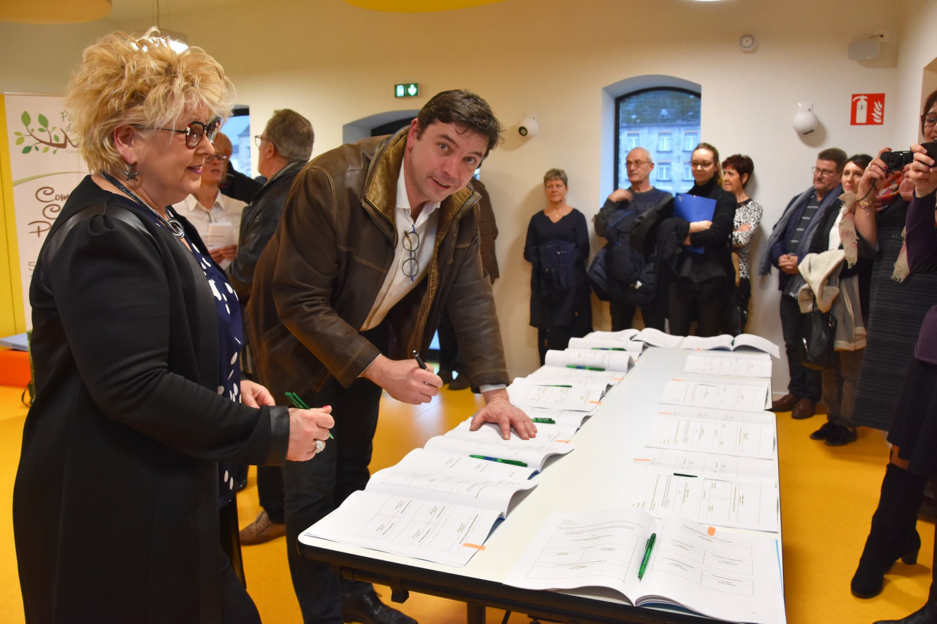 Guislain Cambier, président du Pays de Mormal, apporte un coup de pouce financier aux TPE qui subissent une fermeture administrative durant l'état d'urgence sanitaire.