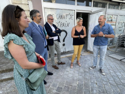 Visite d’un commerce de restauration qui va voir le jour prochainement place du Théâtre à Arras.