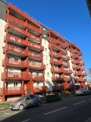 À Amiens, l’entreprise a par exemple réalisé des garde-corps et des séparations de balcons pour le groupe Colas. © SMP Métallier